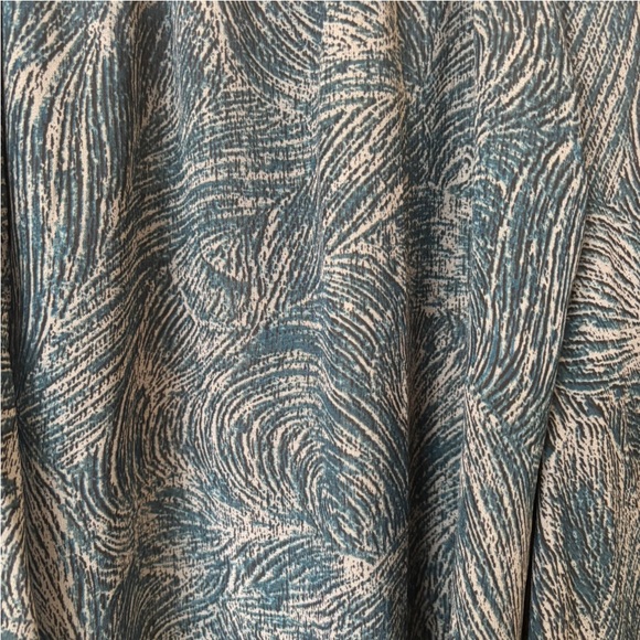 Dorothy Perkins Sheer Blue Patterned Top - Picture 2 of 5